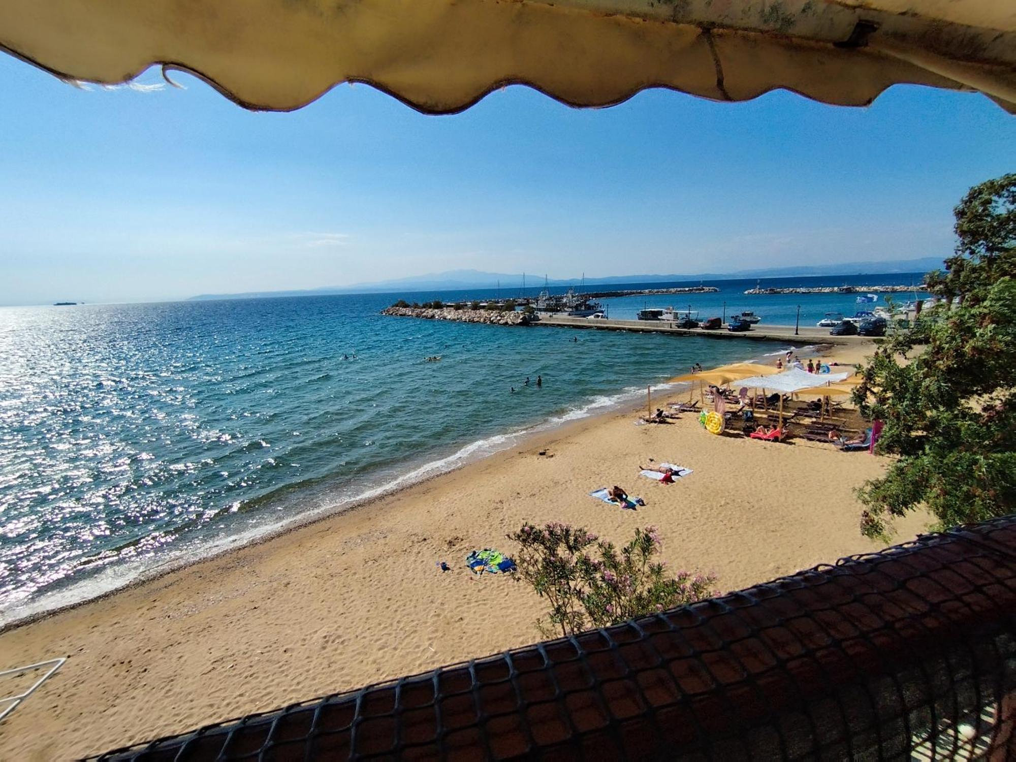 Beachfront Apartment Thassos Skala Kallirakhis Exterior photo